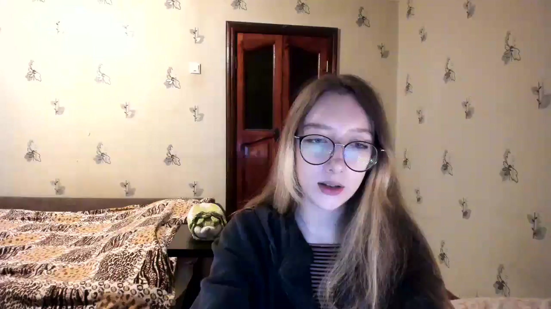 Gallery image thumbnail from CandyyCrushh's myfreecams stream on, 10/24/2024, 20:29 image 8 of 20