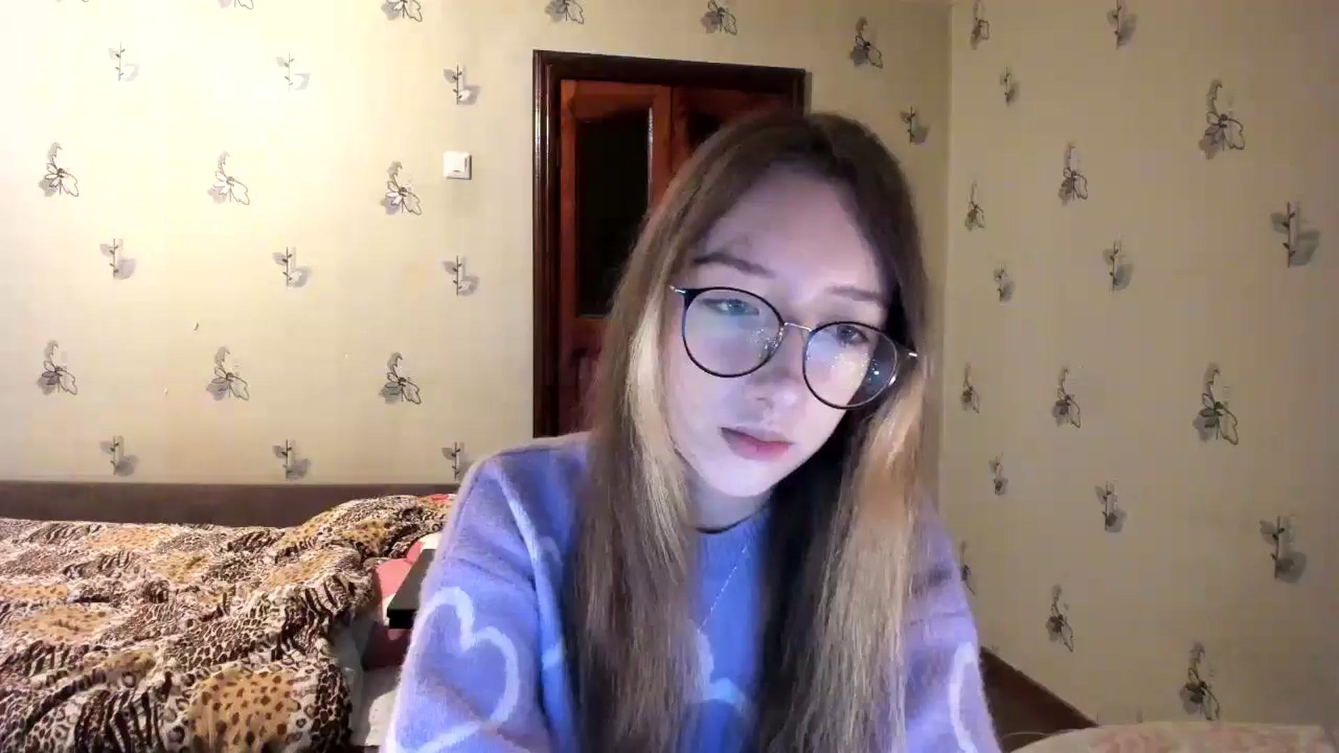 Gallery image thumbnail from CandyyCrushh's myfreecams stream on, 10/25/2024, 15:21 image 5 of 20