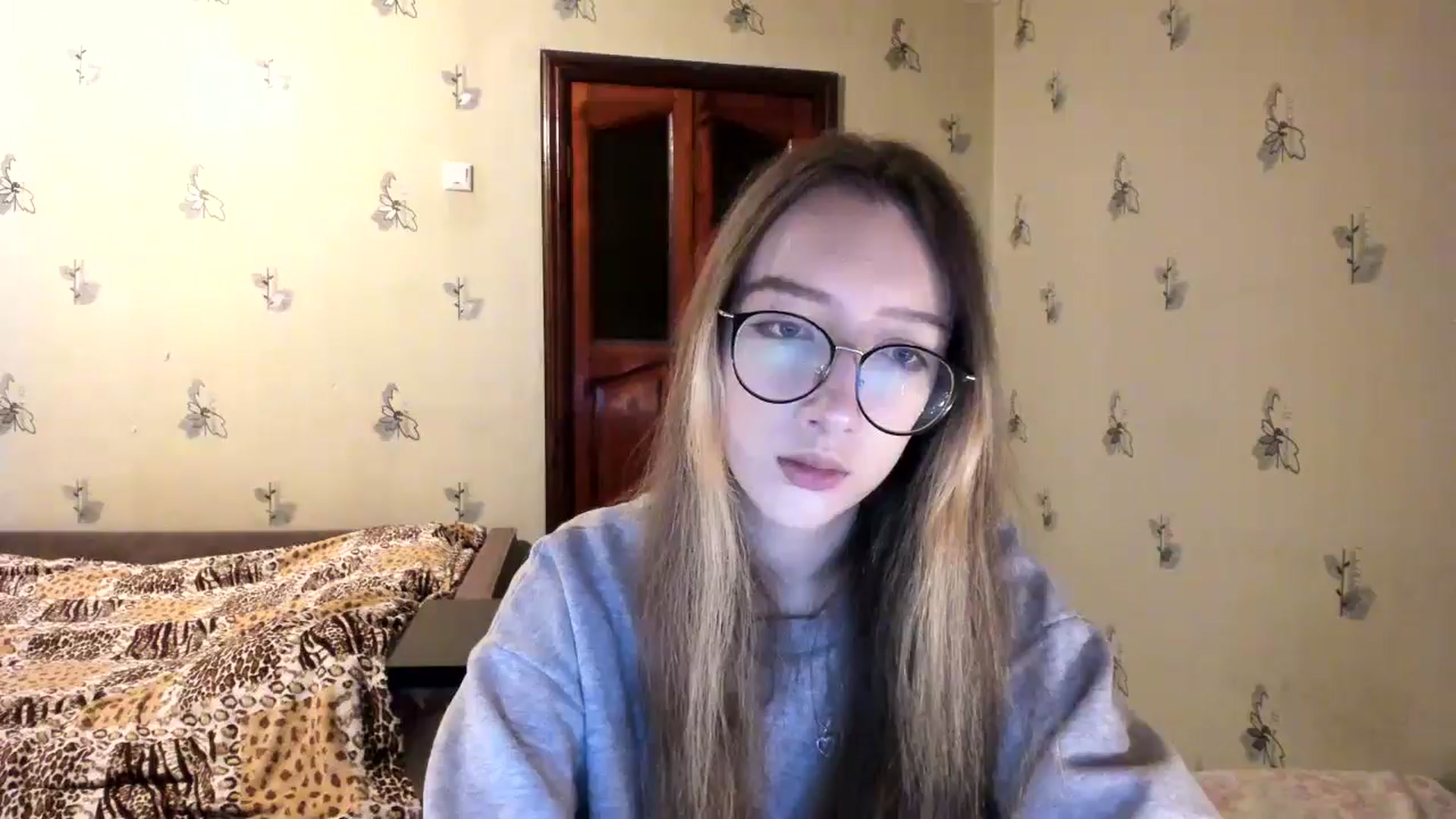 Gallery image thumbnail from CandyyCrushh's myfreecams stream on, 10/26/2024, 16:02 image 12 of 20