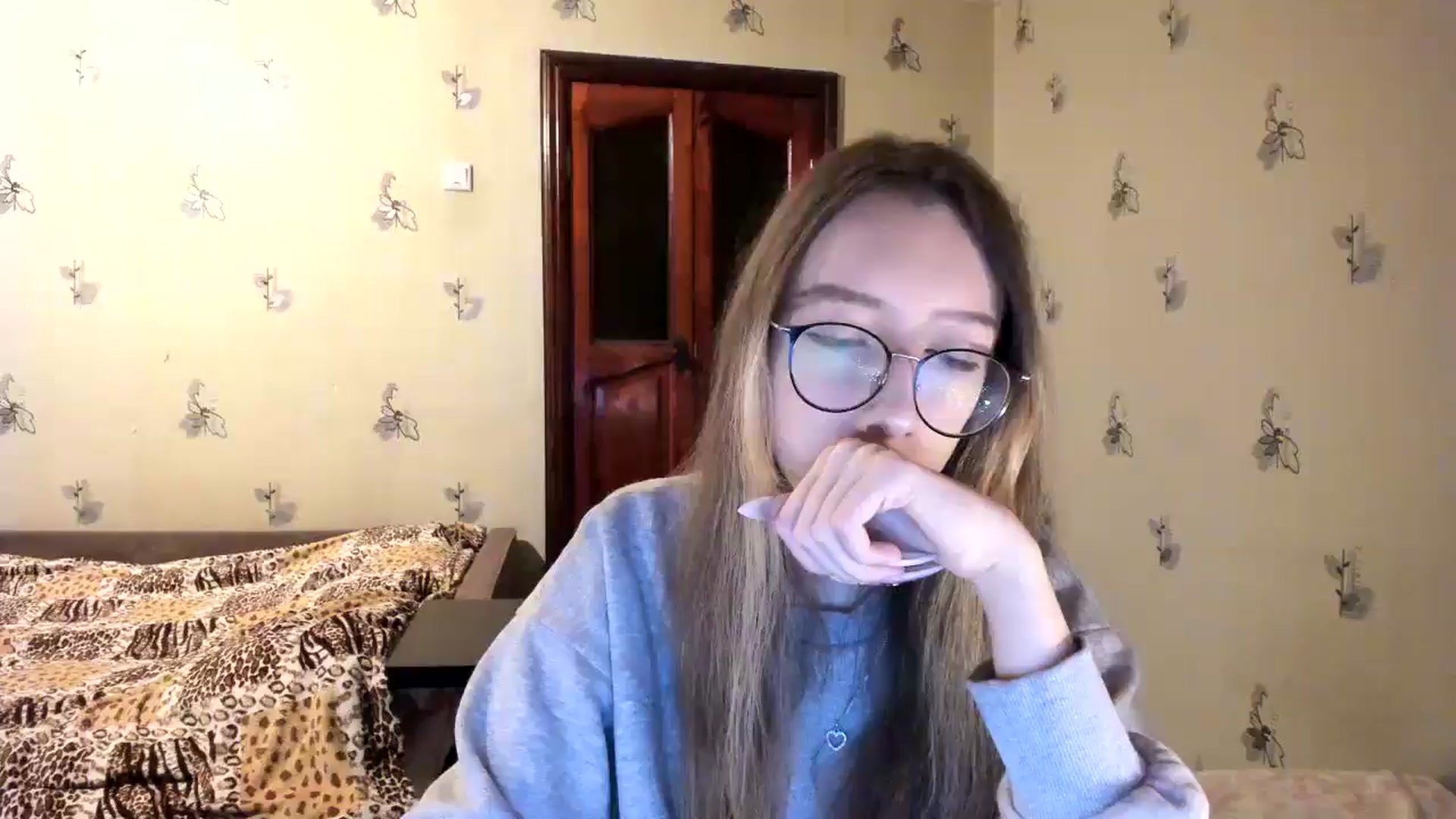 Gallery image thumbnail from CandyyCrushh's myfreecams stream on, 10/26/2024, 16:02 image 1 of 20