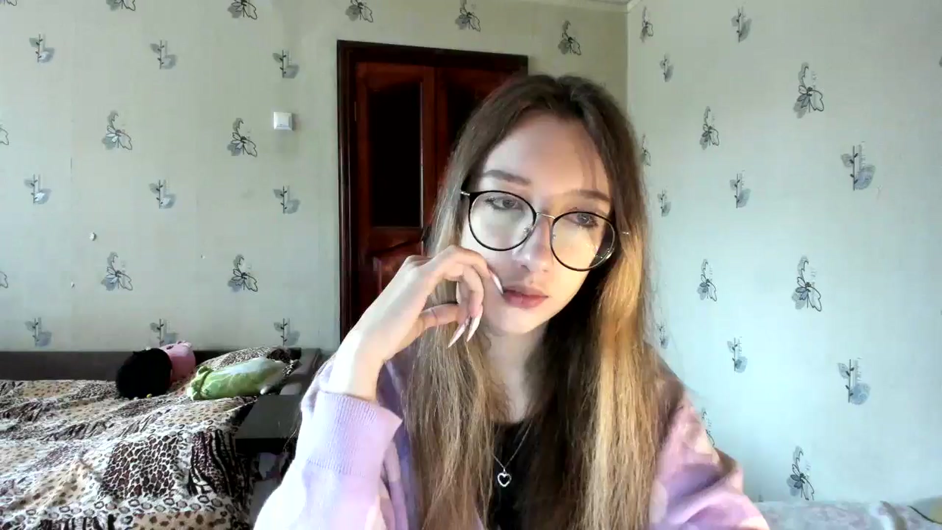 Gallery image thumbnail from CandyyCrushh's myfreecams stream on, 10/27/2024, 10:53 image 4 of 20