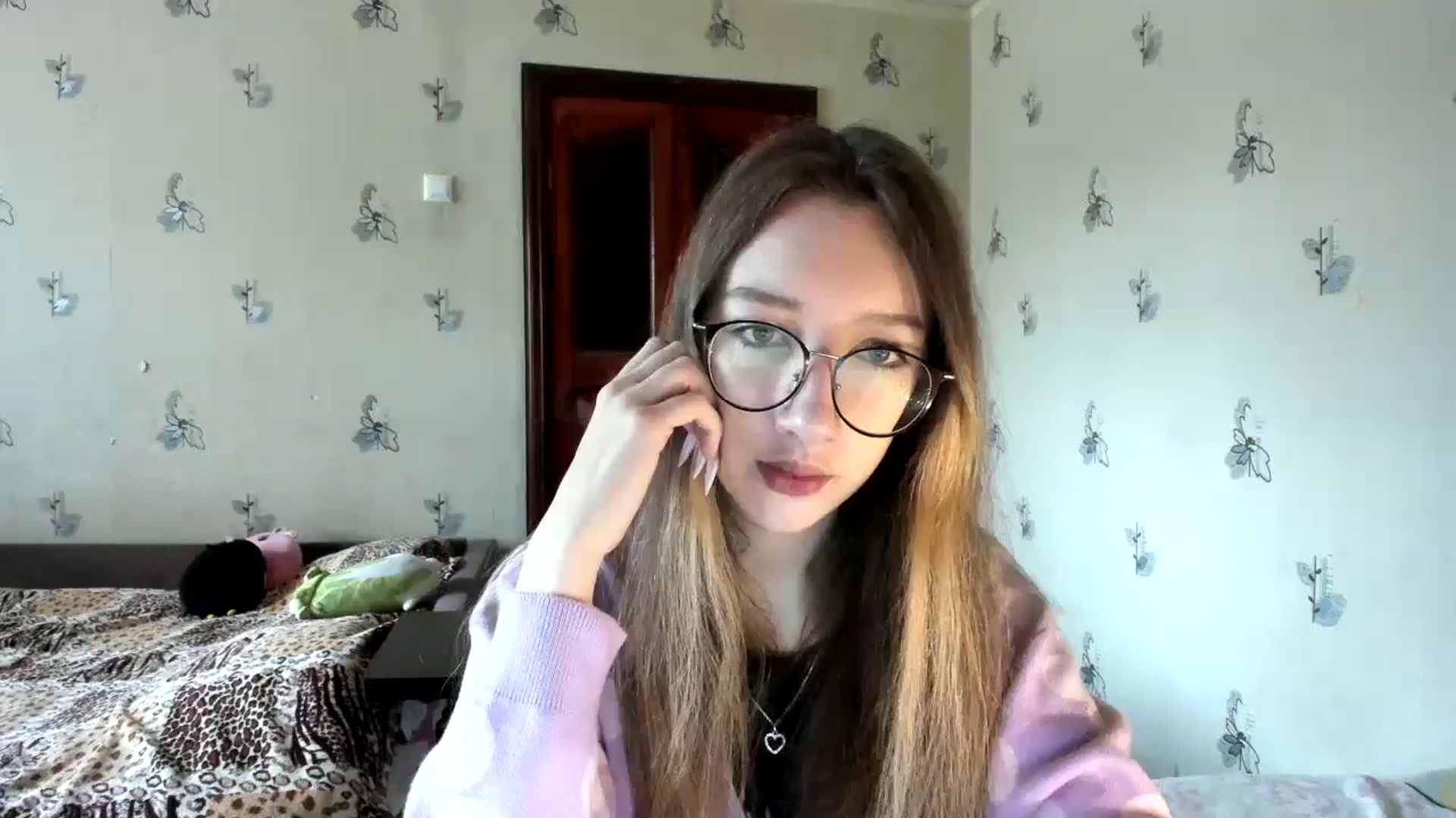 Gallery image thumbnail from CandyyCrushh's myfreecams stream on, 10/27/2024, 10:53 image 3 of 20