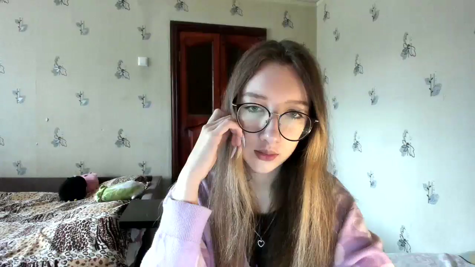 Gallery image thumbnail from CandyyCrushh's myfreecams stream on, 10/27/2024, 10:53 image 2 of 20