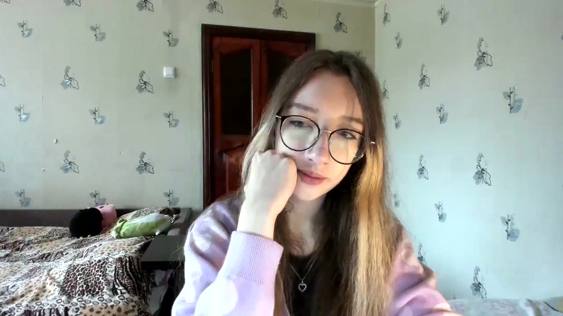 Gallery image thumbnail from CandyyCrushh's myfreecams stream on, 10/27/2024, 10:53 image 7 of 20