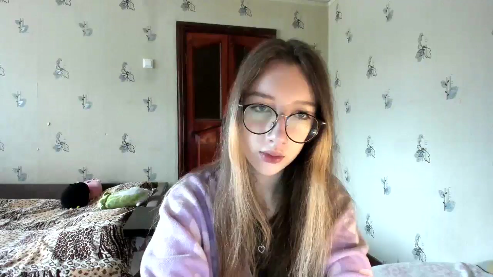 Gallery image thumbnail from CandyyCrushh's myfreecams stream on, 10/27/2024, 10:53 image 10 of 20