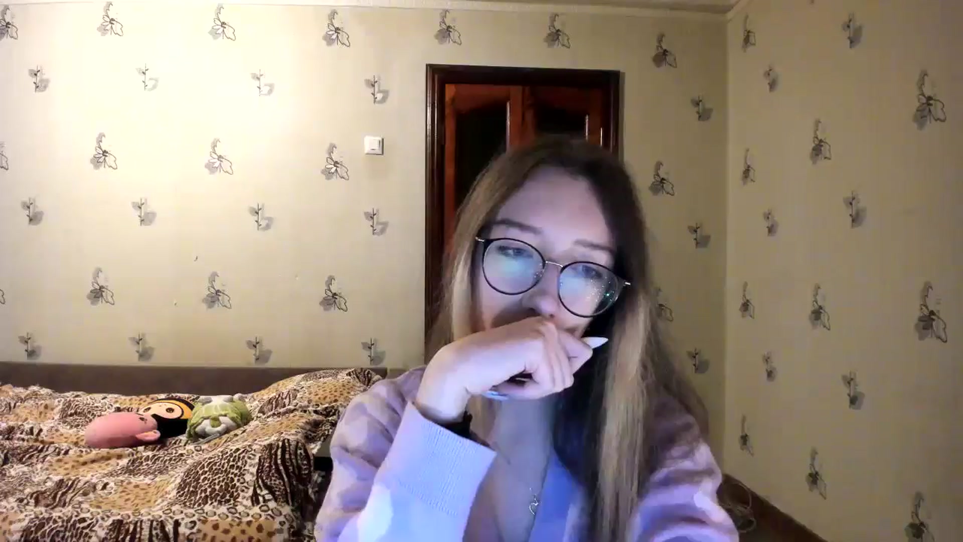 Gallery image thumbnail from CandyyCrushh's myfreecams stream on, 10/30/2024, 21:36 image 9 of 20
