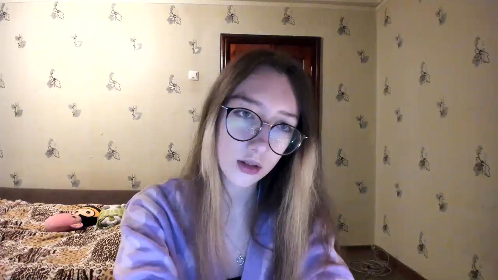 Gallery image thumbnail from CandyyCrushh's myfreecams stream on, 10/30/2024, 23:29 image 5 of 20