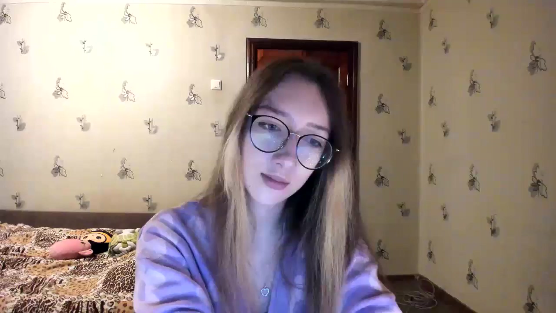 Gallery image thumbnail from CandyyCrushh's myfreecams stream on, 10/30/2024, 23:29 image 19 of 20