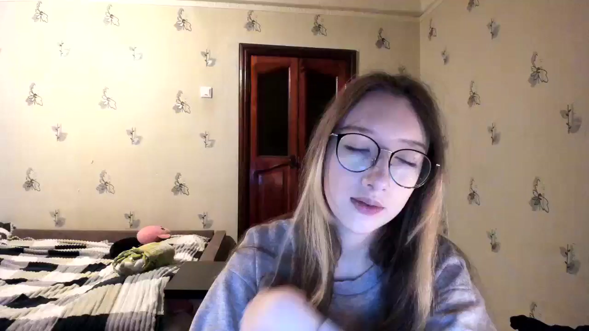 Gallery image thumbnail from CandyyCrushh's myfreecams stream on, 11/02/2024, 17:03 image 17 of 20