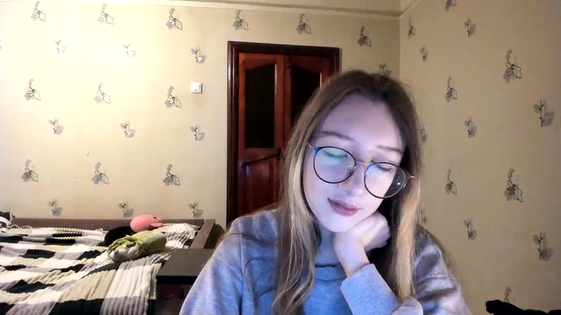 Gallery image thumbnail from CandyyCrushh's myfreecams stream on, 11/02/2024, 17:03 image 12 of 20