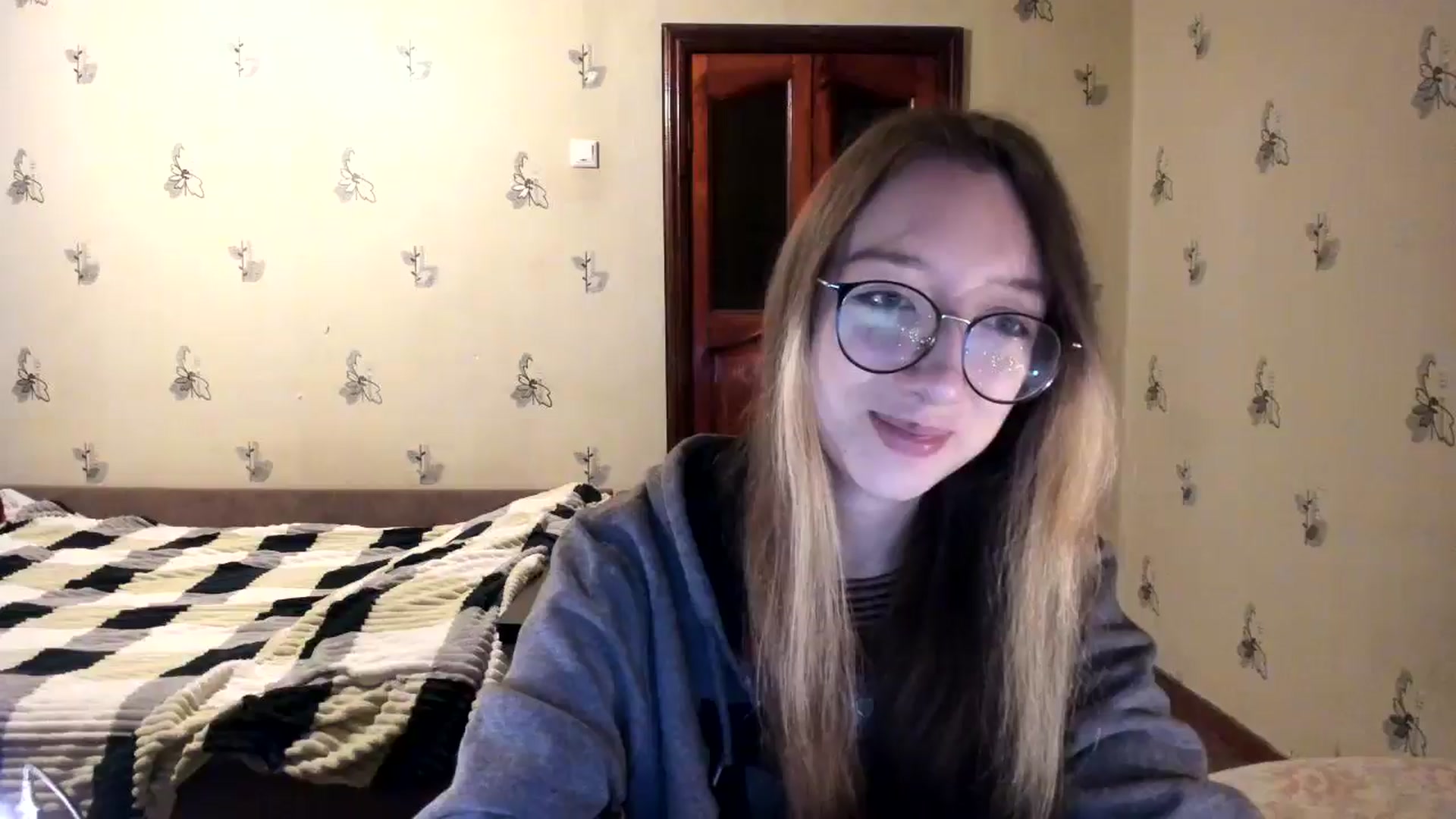 Gallery image thumbnail from CandyyCrushh's myfreecams stream on, 11/07/2024, 24:12 image 10 of 20