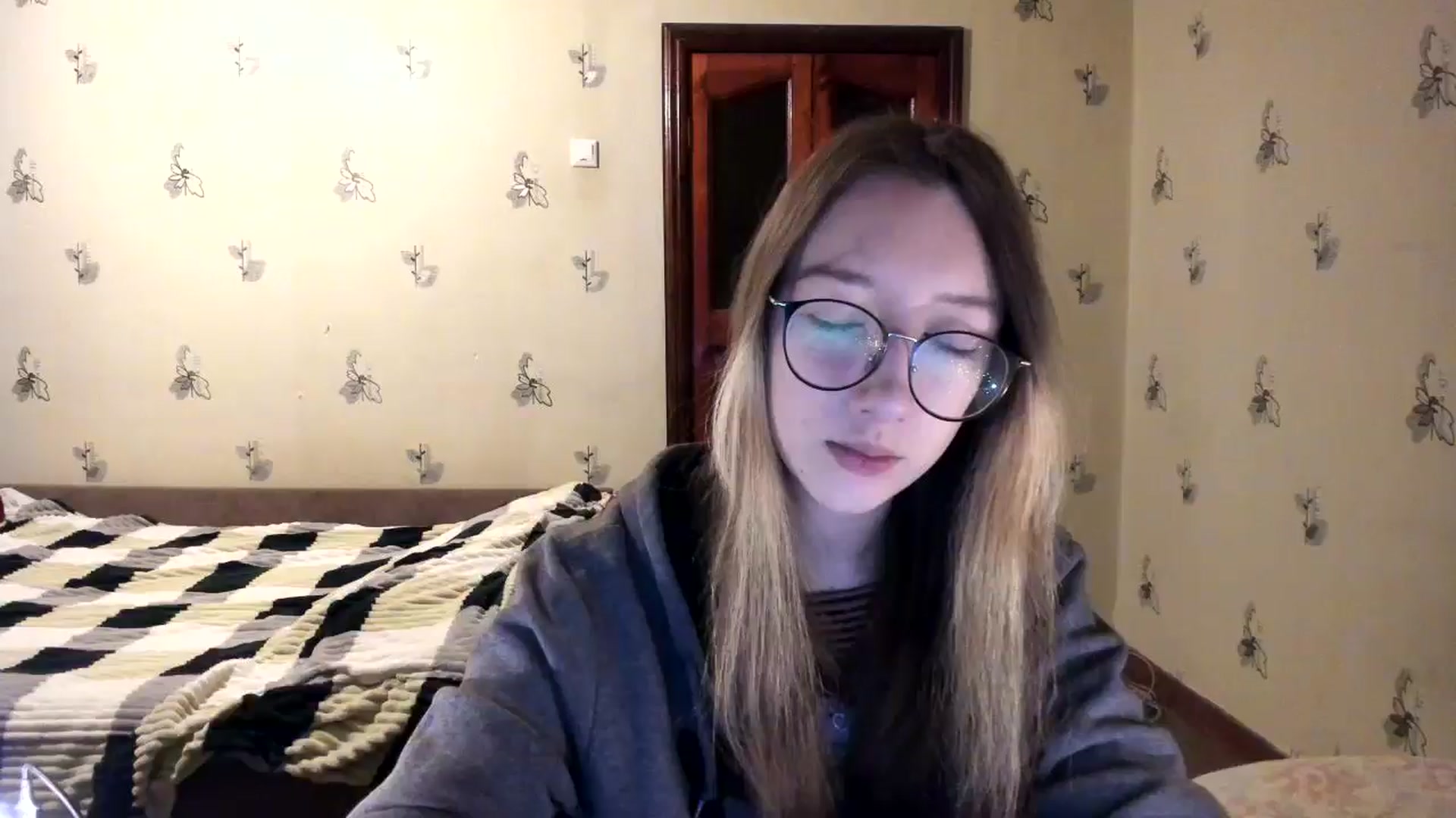 Gallery image thumbnail from CandyyCrushh's myfreecams stream on, 11/07/2024, 24:12 image 19 of 20