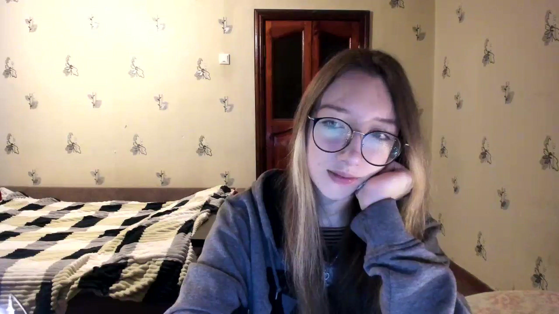 Gallery image thumbnail from CandyyCrushh's myfreecams stream on, 11/07/2024, 24:12 image 5 of 20