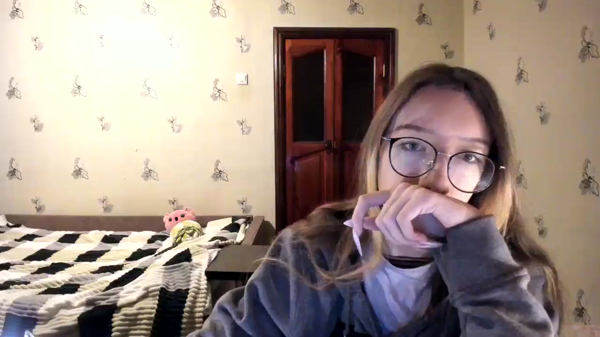 Gallery image thumbnail from CandyyCrushh's myfreecams stream on, 11/07/2024, 23:37 image 11 of 20