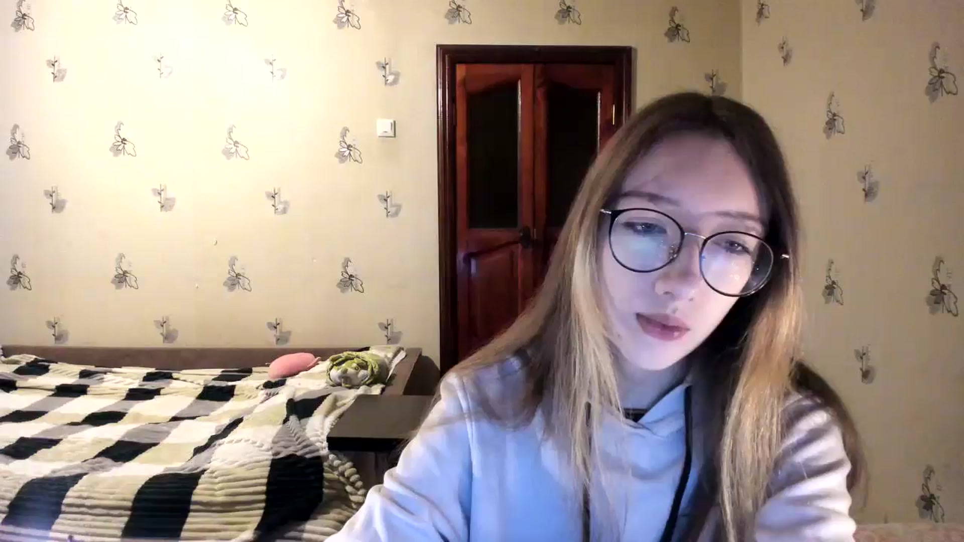 Gallery image thumbnail from CandyyCrushh's myfreecams stream on, 11/08/2024, 14:15 image 3 of 20