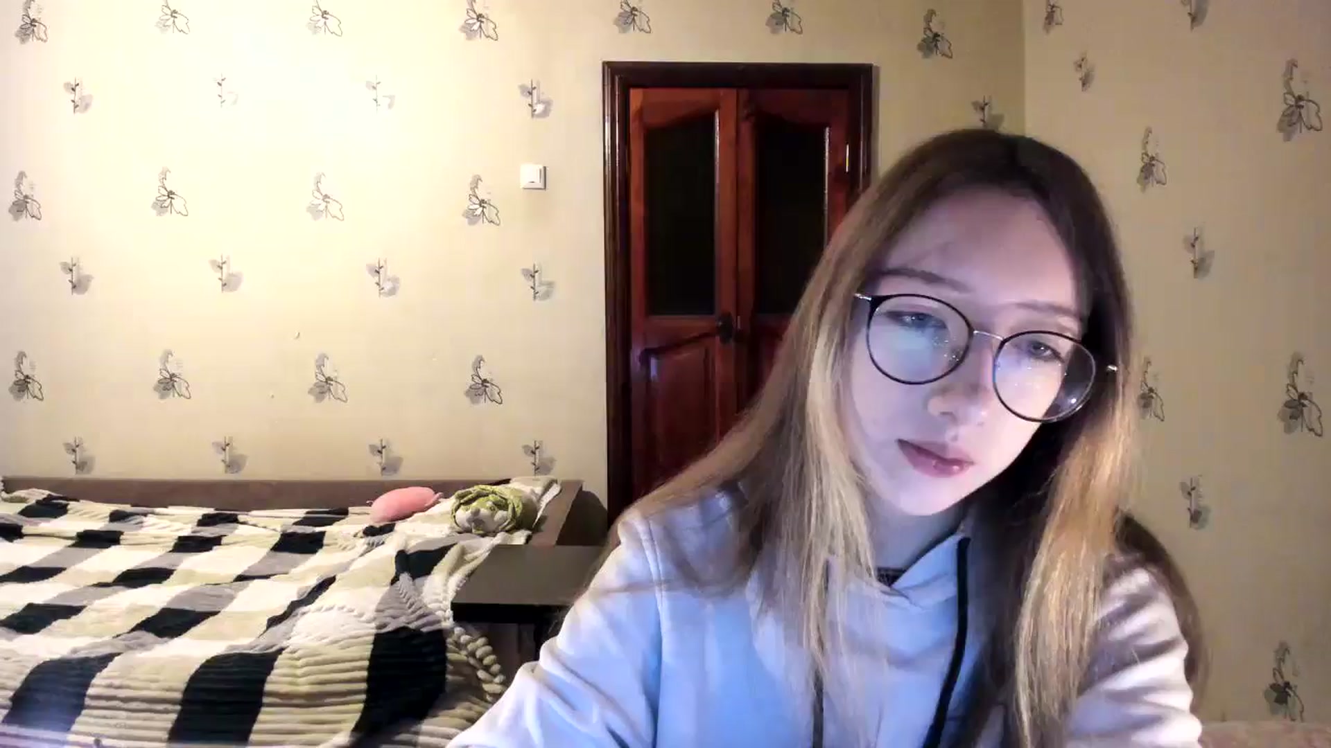 Gallery image thumbnail from CandyyCrushh's myfreecams stream on, 11/08/2024, 14:15 image 8 of 20