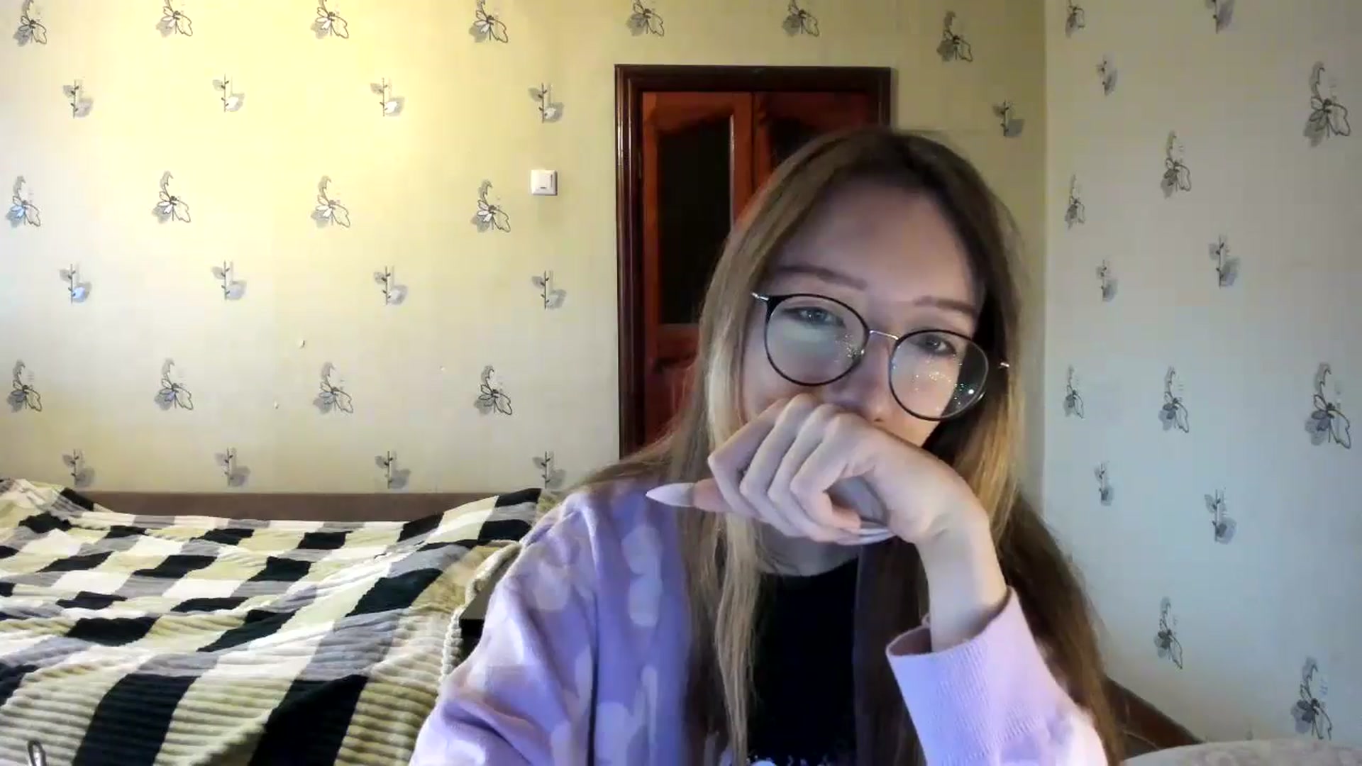 Gallery image thumbnail from CandyyCrushh's myfreecams stream on, 11/09/2024, 10:03 image 2 of 20