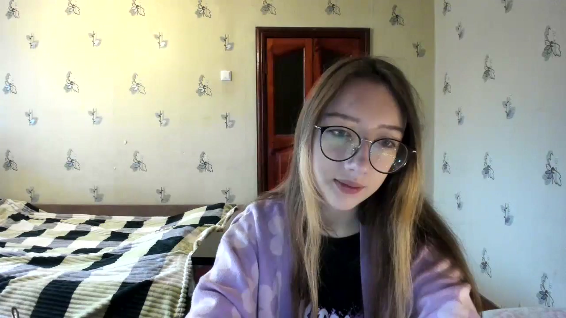 Gallery image thumbnail from CandyyCrushh's myfreecams stream on, 11/09/2024, 10:03 image 5 of 20
