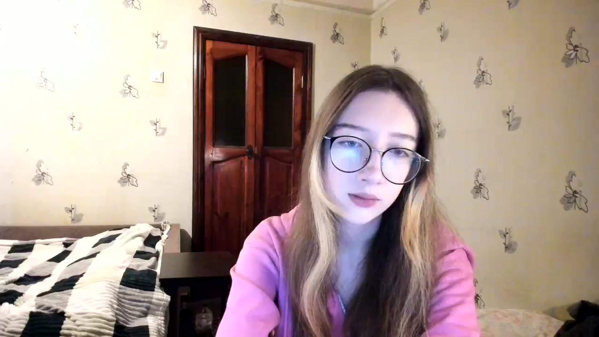 Gallery image thumbnail from CandyyCrushh's myfreecams stream on, 11/13/2024, 20:50 image 11 of 20
