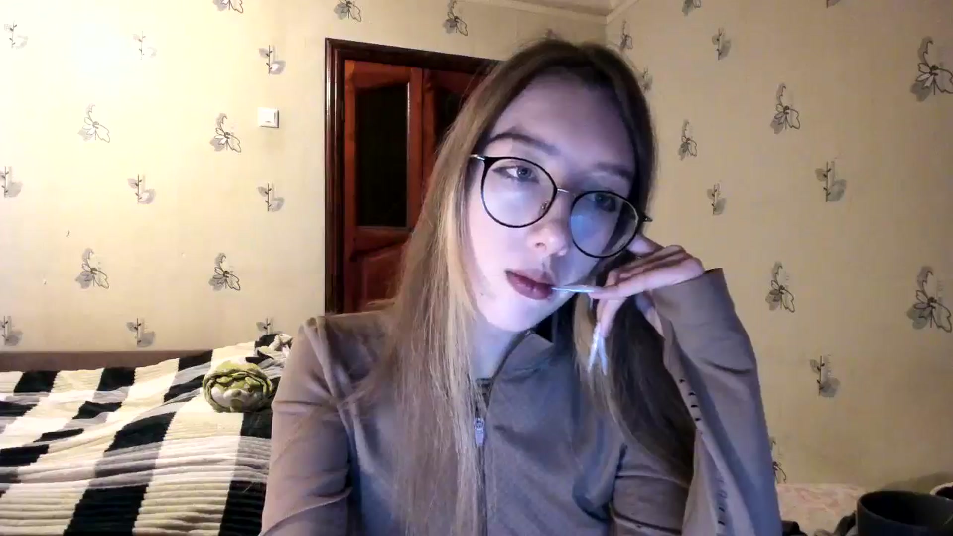 Gallery image thumbnail from CandyyCrushh's myfreecams stream on, 11/17/2024, 22:55 image 19 of 20