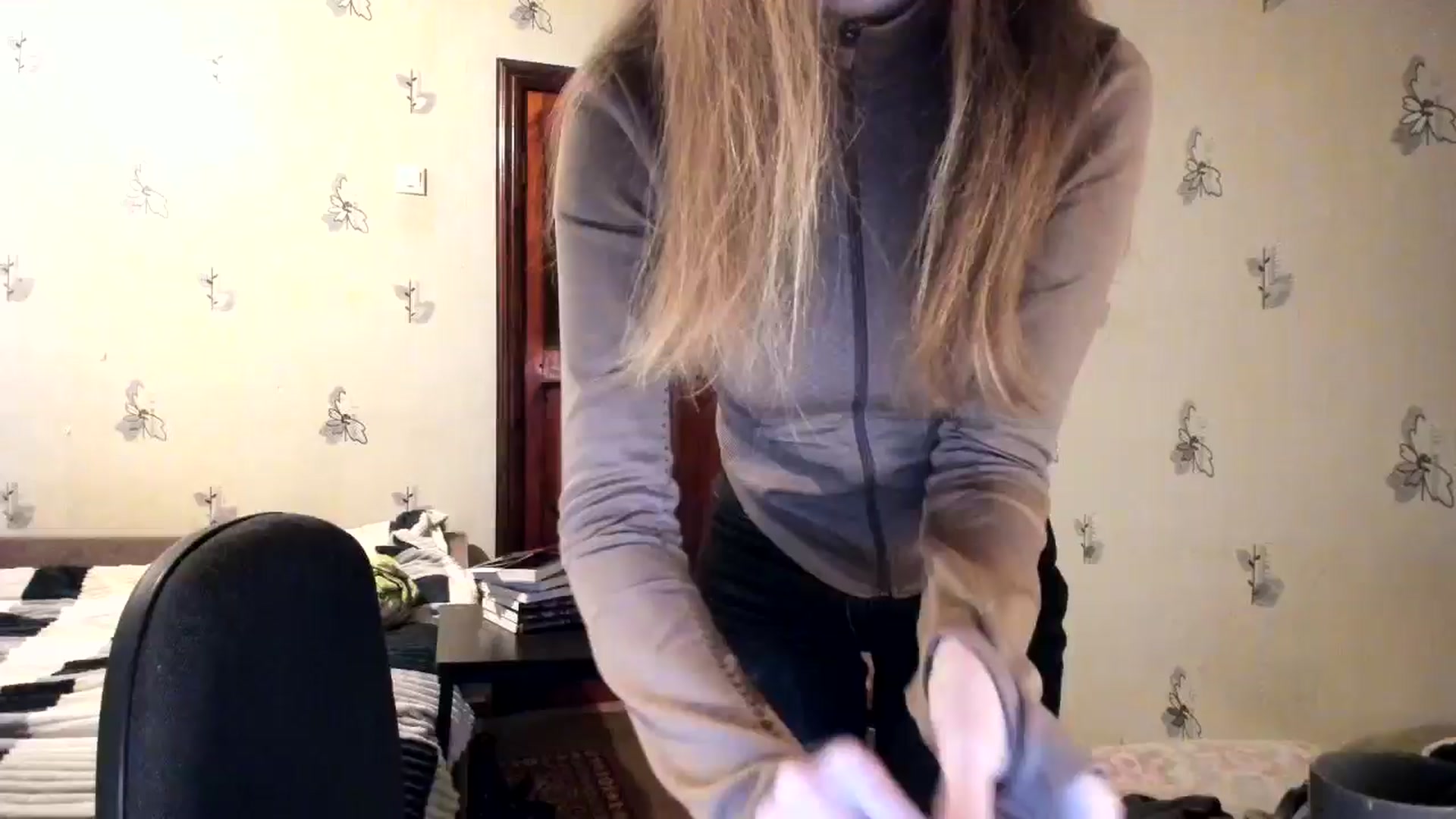 Gallery image thumbnail from CandyyCrushh's myfreecams stream on, 11/17/2024, 22:55 image 15 of 20