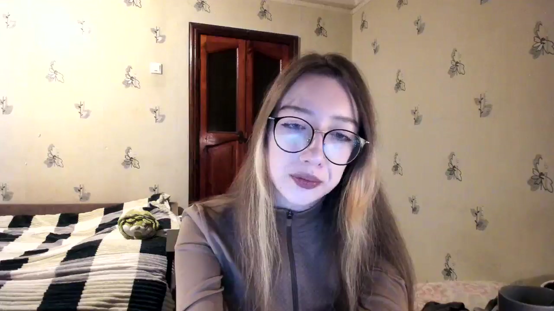 Gallery image thumbnail from CandyyCrushh's myfreecams stream on, 11/17/2024, 22:55 image 8 of 20