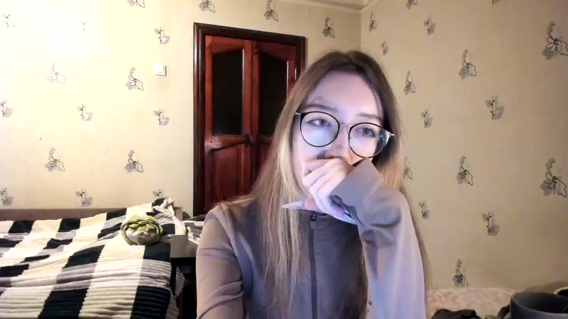 Gallery image thumbnail from CandyyCrushh's myfreecams stream on, 11/17/2024, 22:55 image 1 of 20
