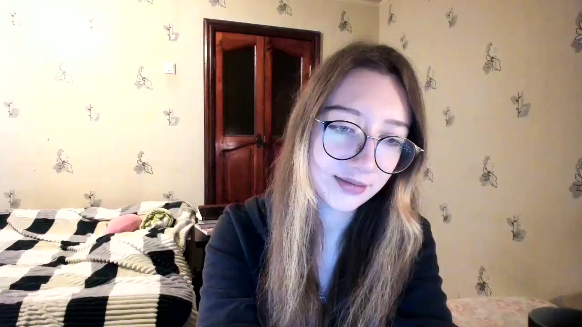 Gallery image thumbnail from CandyyCrushh's myfreecams stream on, 11/20/2024, 22:40 image 11 of 20