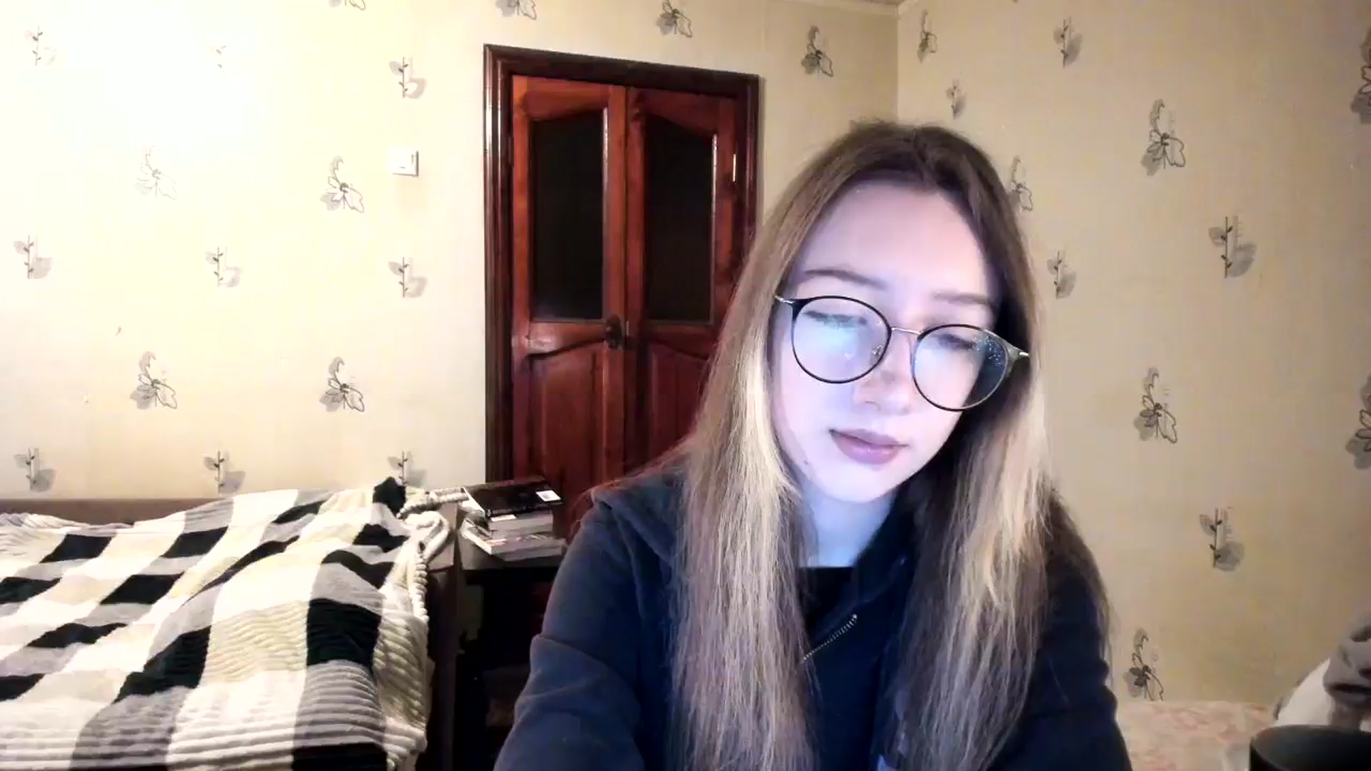 Gallery image thumbnail from CandyyCrushh's myfreecams stream on, 11/21/2024, 22:23 image 1 of 20