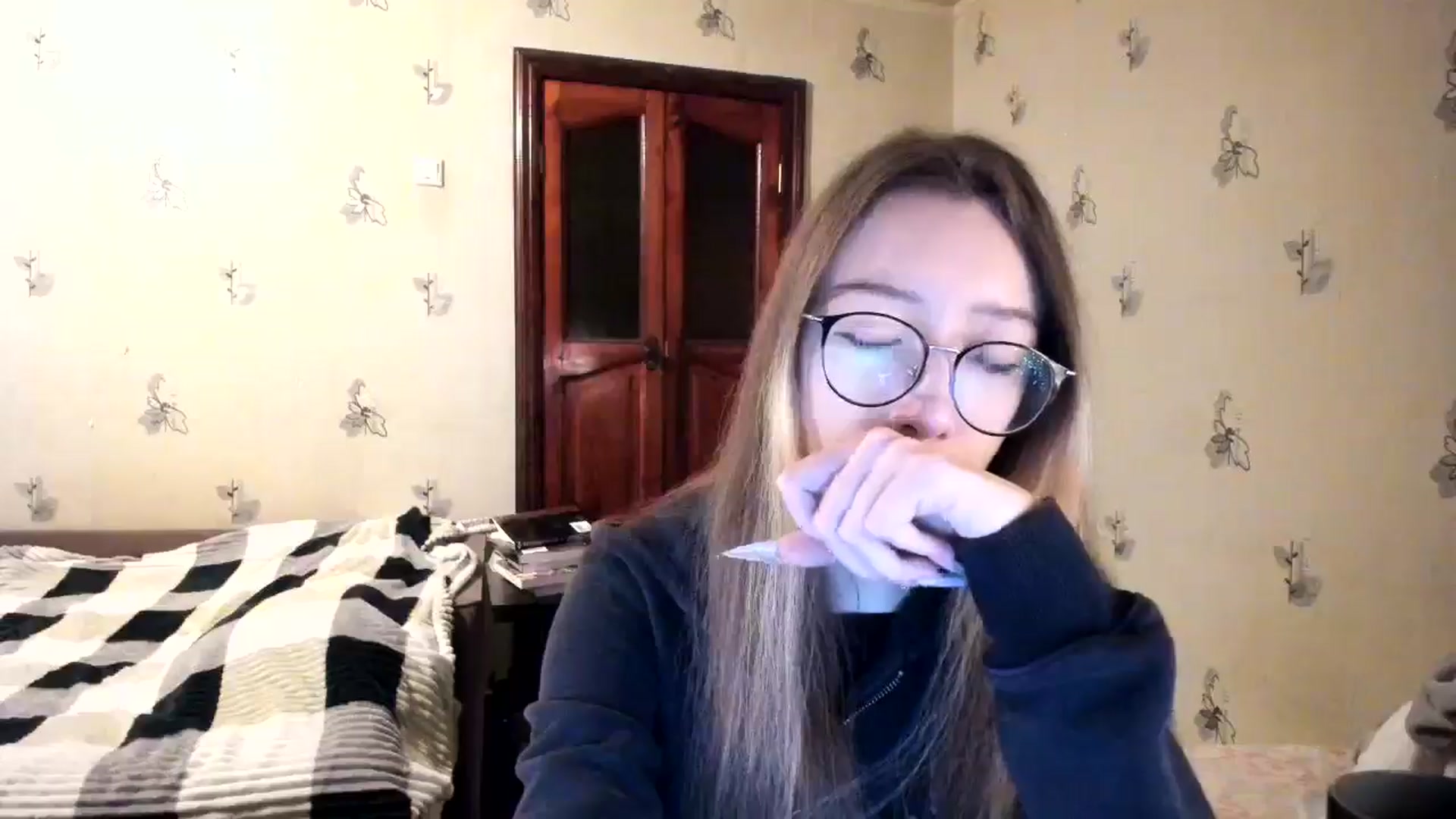 Gallery image thumbnail from CandyyCrushh's myfreecams stream on, 11/21/2024, 22:23 image 19 of 20