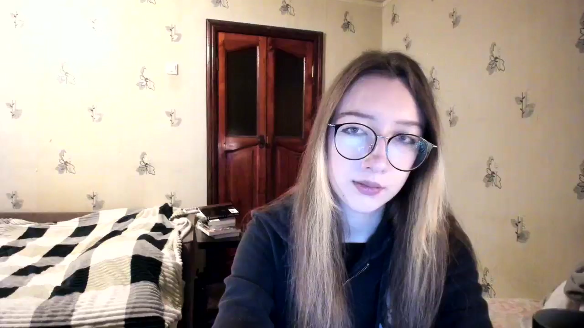 Gallery image thumbnail from CandyyCrushh's myfreecams stream on, 11/21/2024, 22:23 image 4 of 20