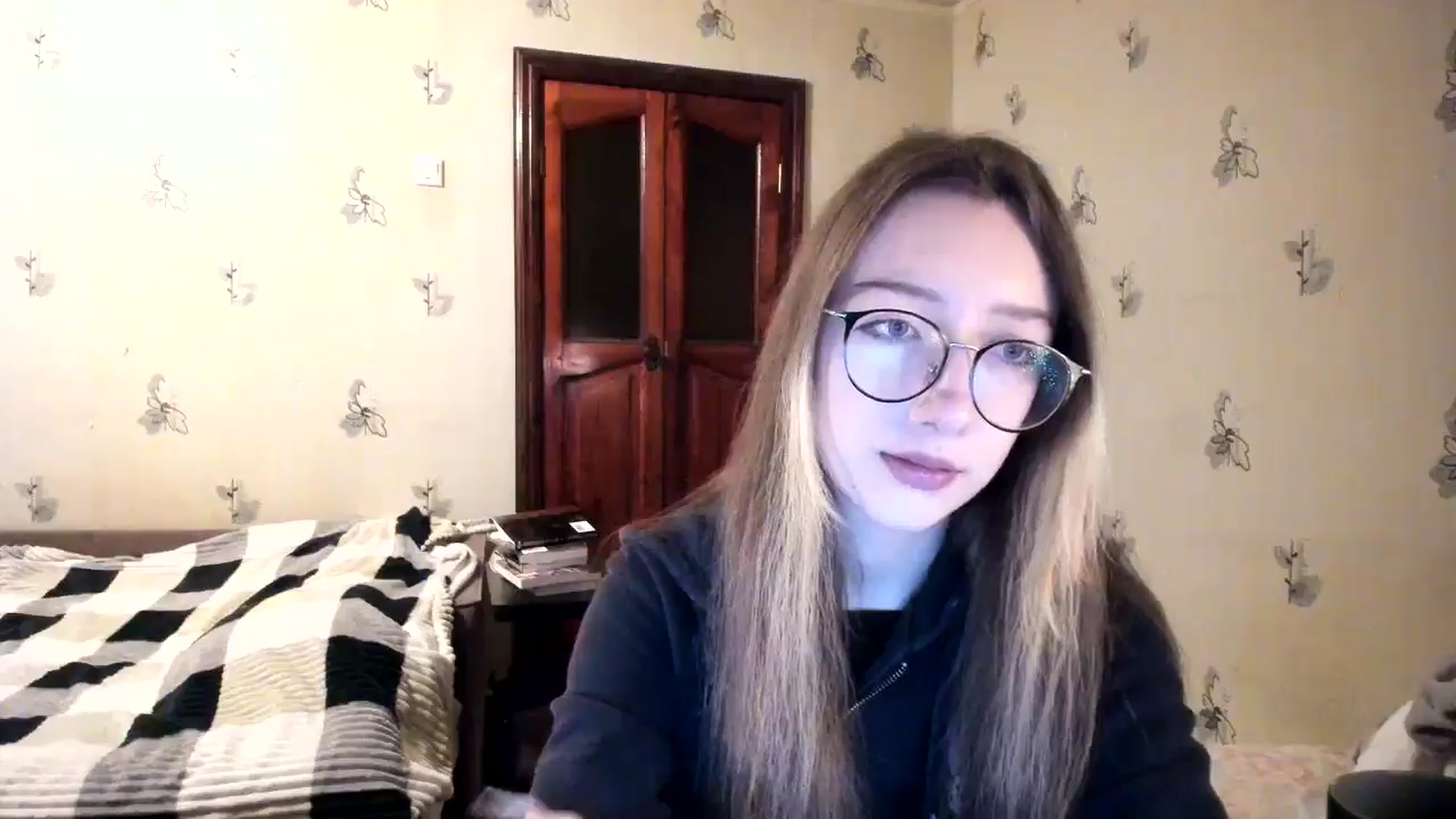 Gallery image thumbnail from CandyyCrushh's myfreecams stream on, 11/21/2024, 22:23 image 7 of 20