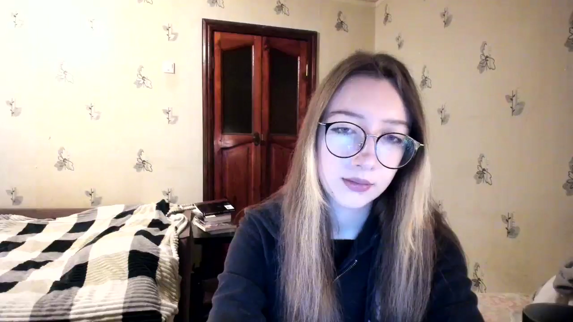 Gallery image thumbnail from CandyyCrushh's myfreecams stream on, 11/21/2024, 22:23 image 9 of 20