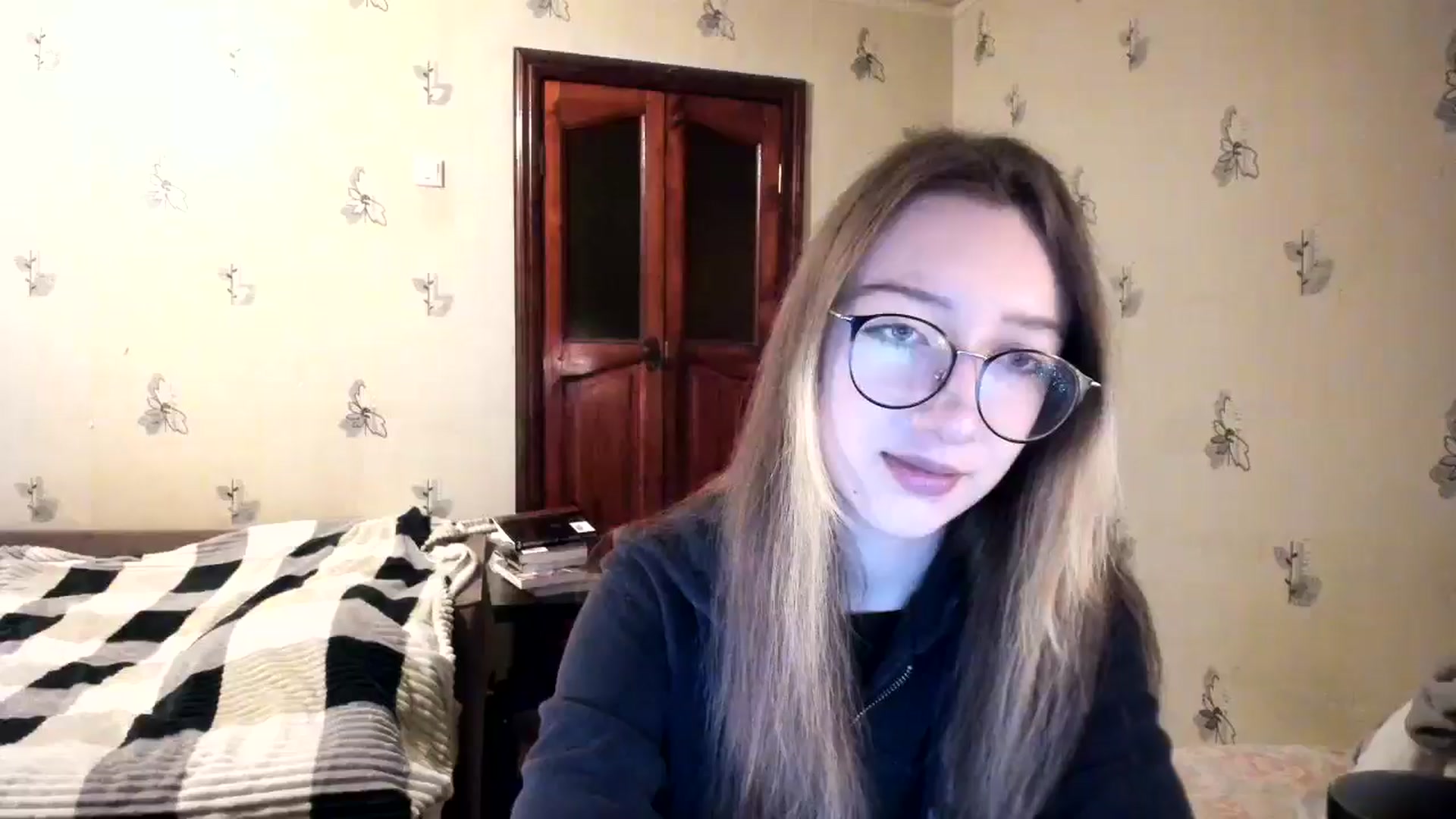 Gallery image thumbnail from CandyyCrushh's myfreecams stream on, 11/21/2024, 22:23 image 11 of 20