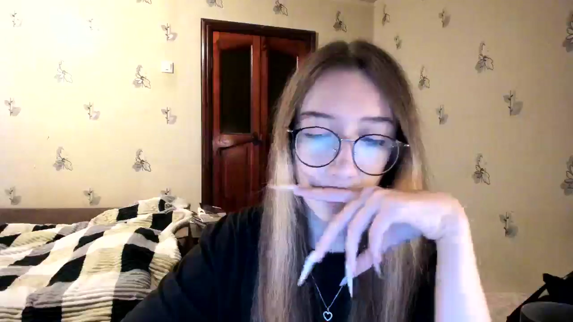 Gallery image thumbnail from CandyyCrushh's myfreecams stream on, 11/24/2024, 24:00 image 3 of 20