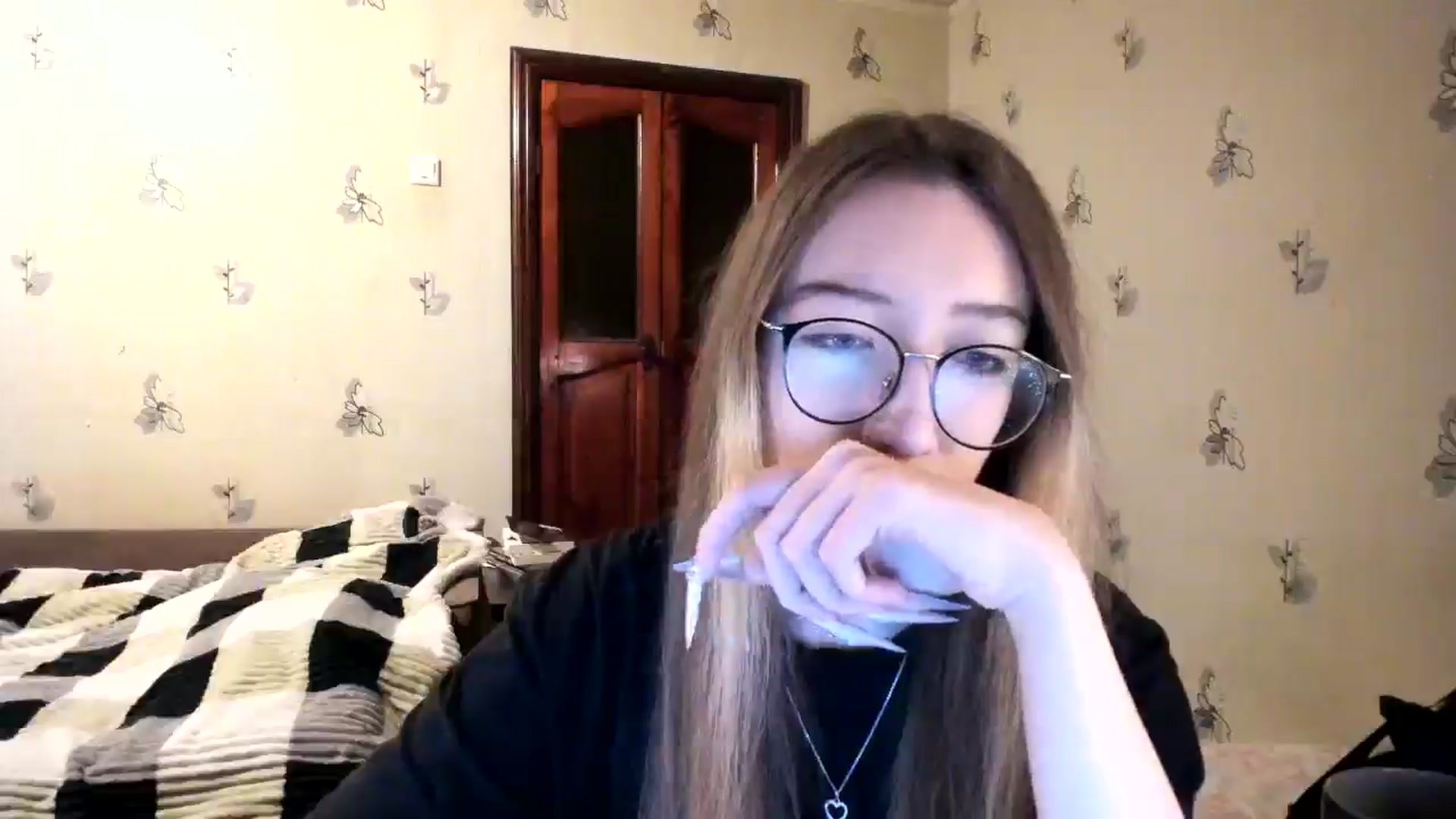 Gallery image thumbnail from CandyyCrushh's myfreecams stream on, 11/24/2024, 24:00 image 2 of 20