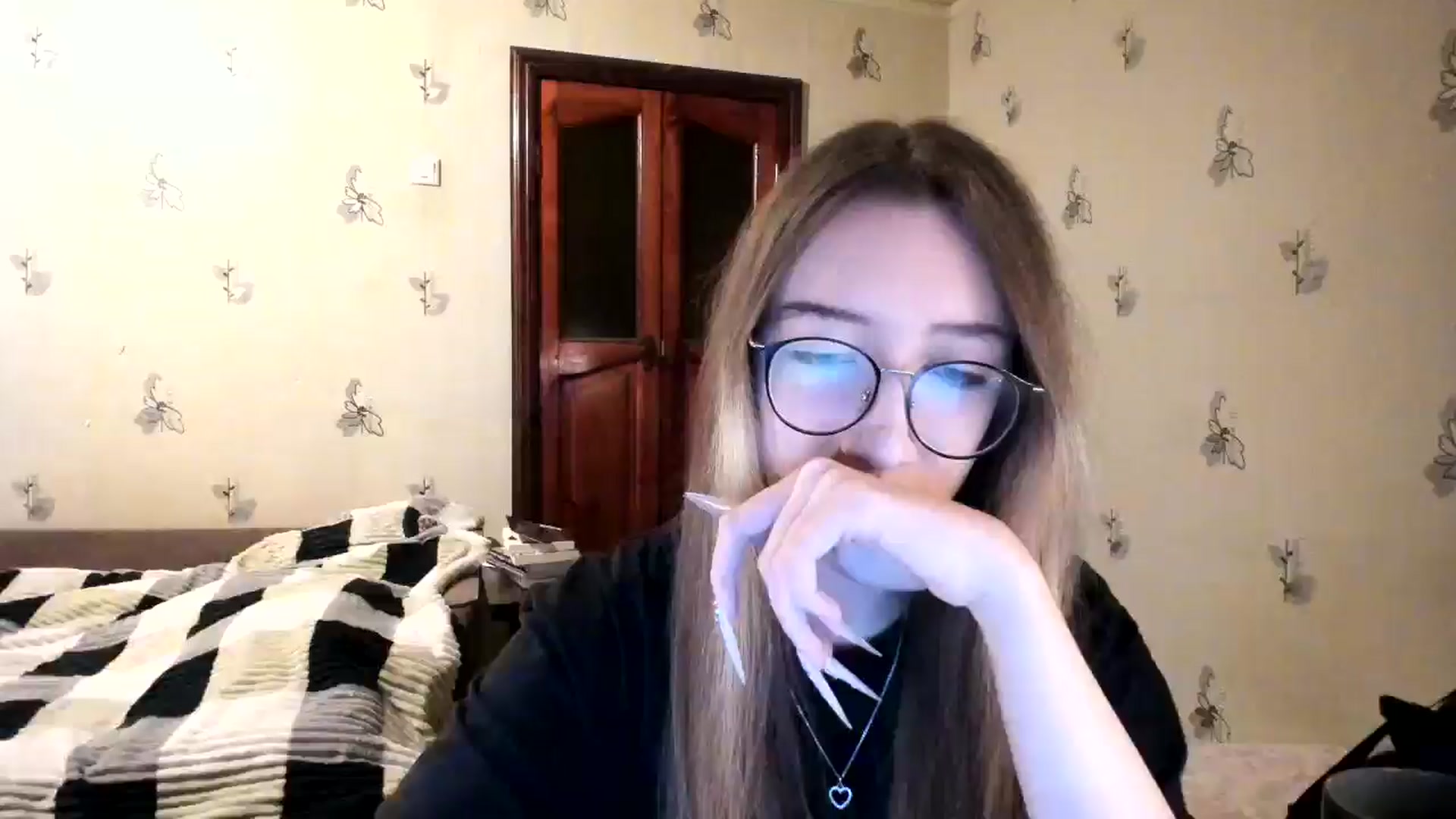 Gallery image thumbnail from CandyyCrushh's myfreecams stream on, 11/24/2024, 24:00 image 15 of 20