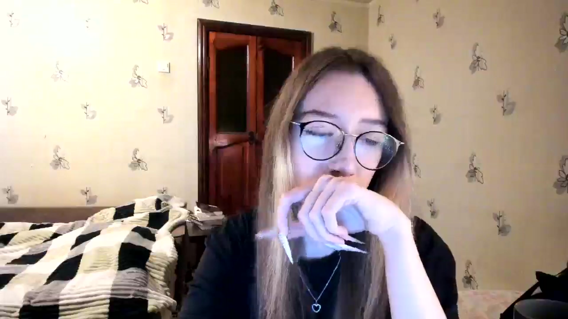 Gallery image thumbnail from CandyyCrushh's myfreecams stream on, 11/24/2024, 01:08 image 12 of 20