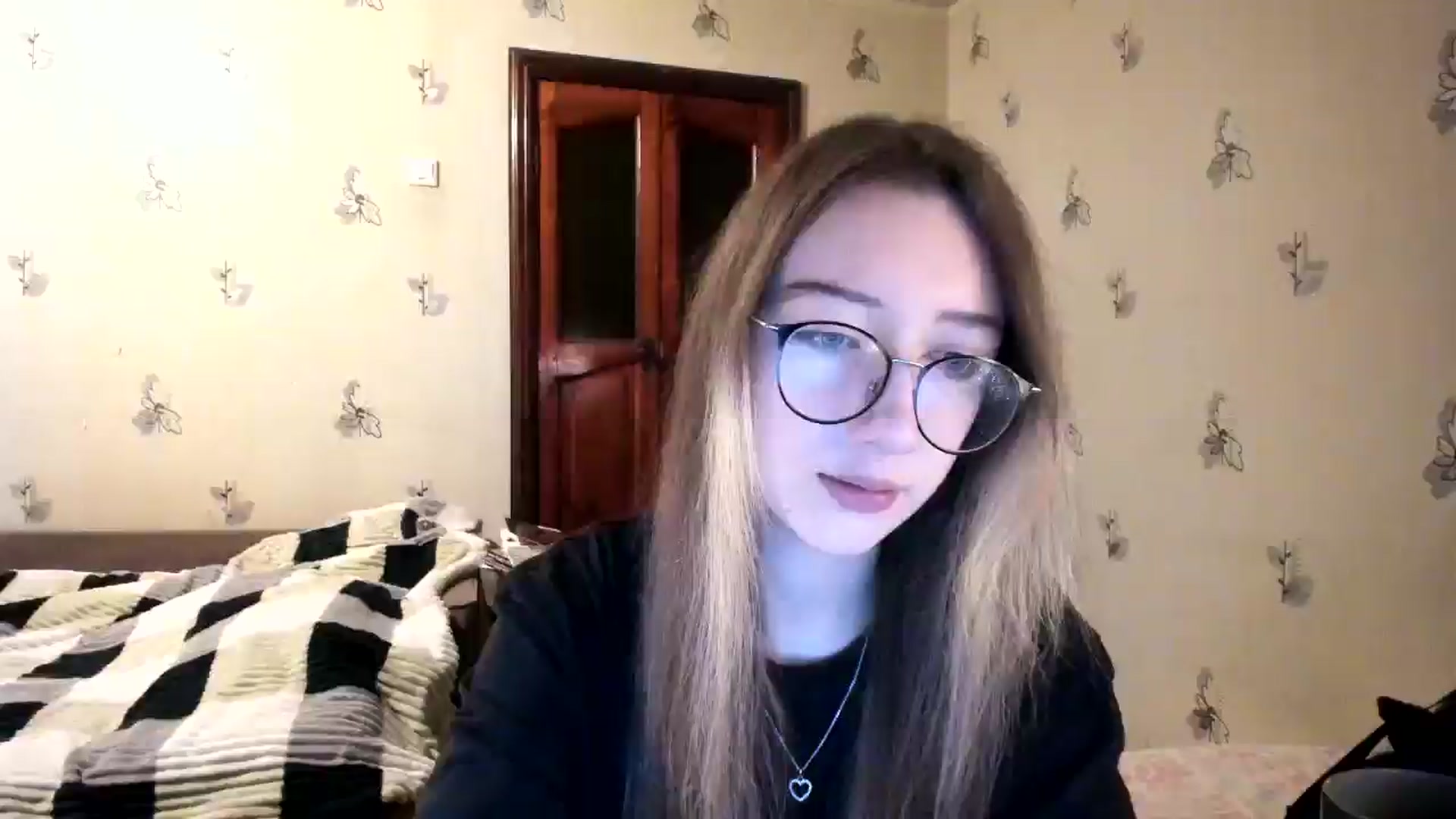Gallery image thumbnail from CandyyCrushh's myfreecams stream on, 11/24/2024, 01:08 image 7 of 20