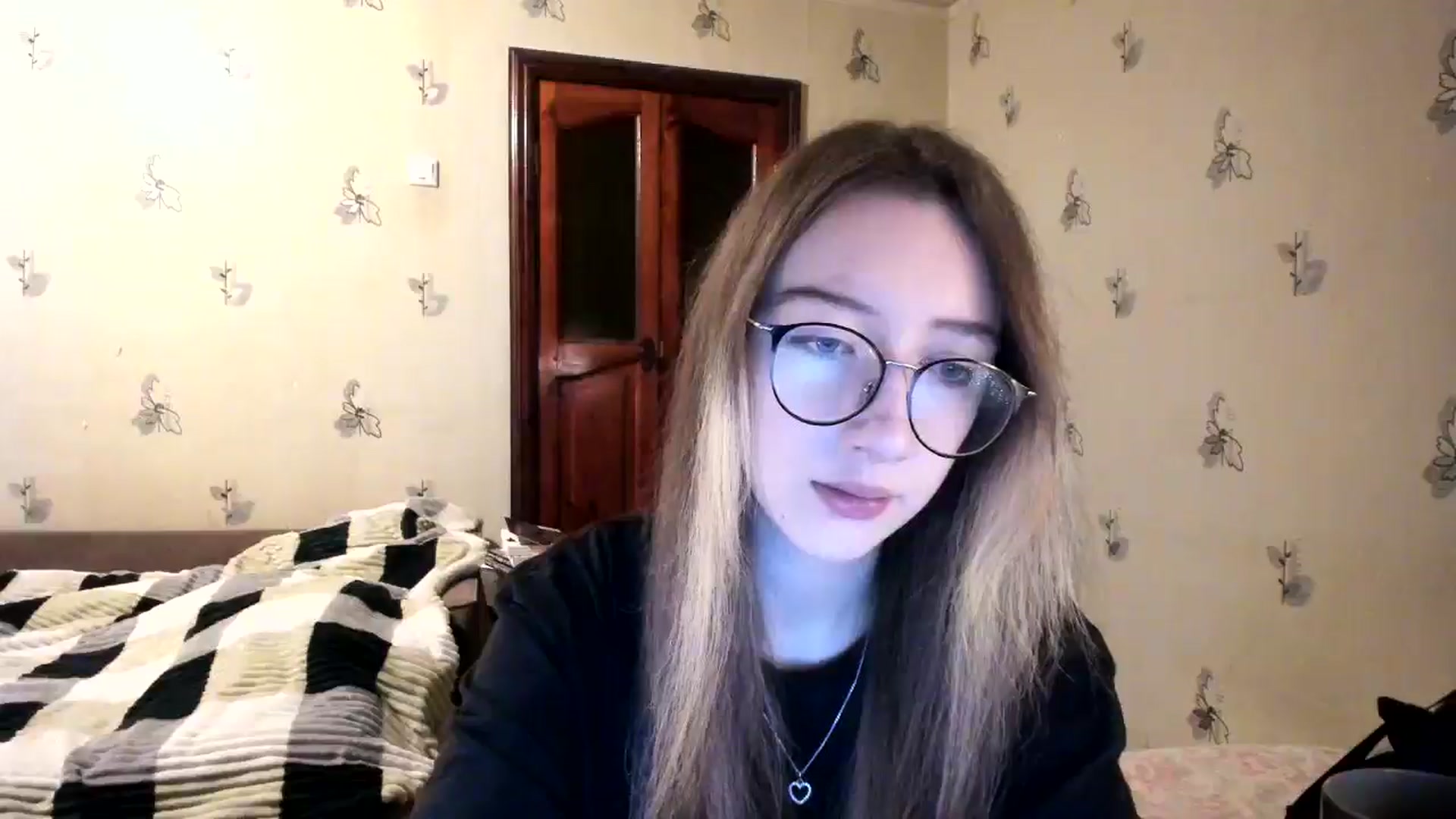 Gallery image thumbnail from CandyyCrushh's myfreecams stream on, 11/24/2024, 01:08 image 9 of 20