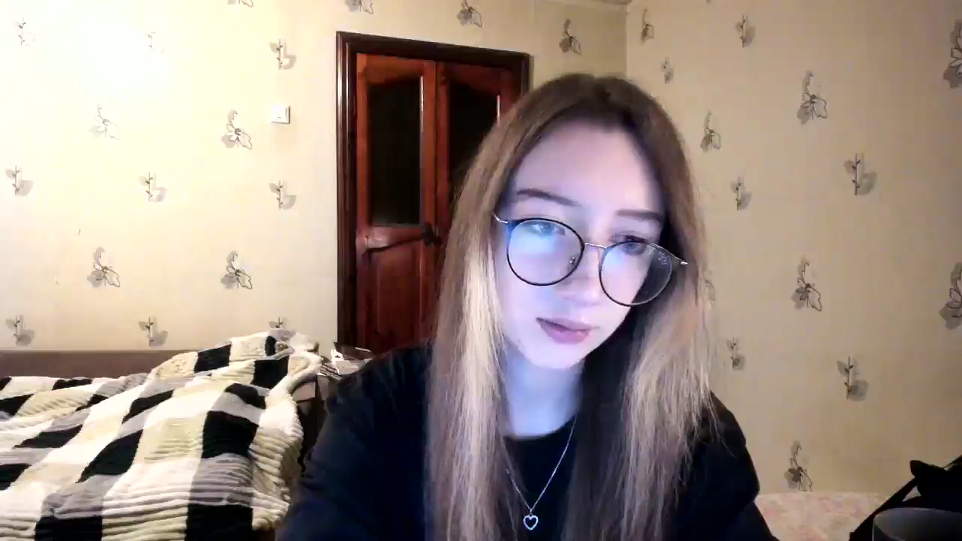 Gallery image thumbnail from CandyyCrushh's myfreecams stream on, 11/24/2024, 01:08 image 6 of 20