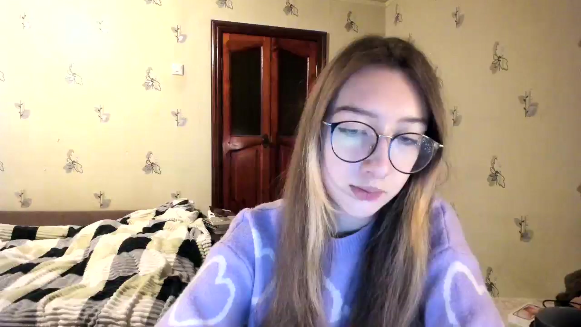 Gallery image thumbnail from CandyyCrushh's myfreecams stream on, 11/24/2024, 22:35 image 18 of 20