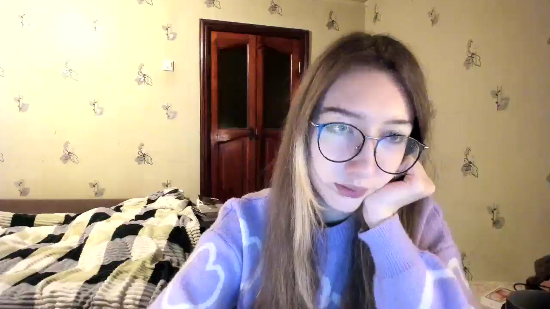 Gallery image thumbnail from CandyyCrushh's myfreecams stream on, 11/24/2024, 22:35 image 10 of 20