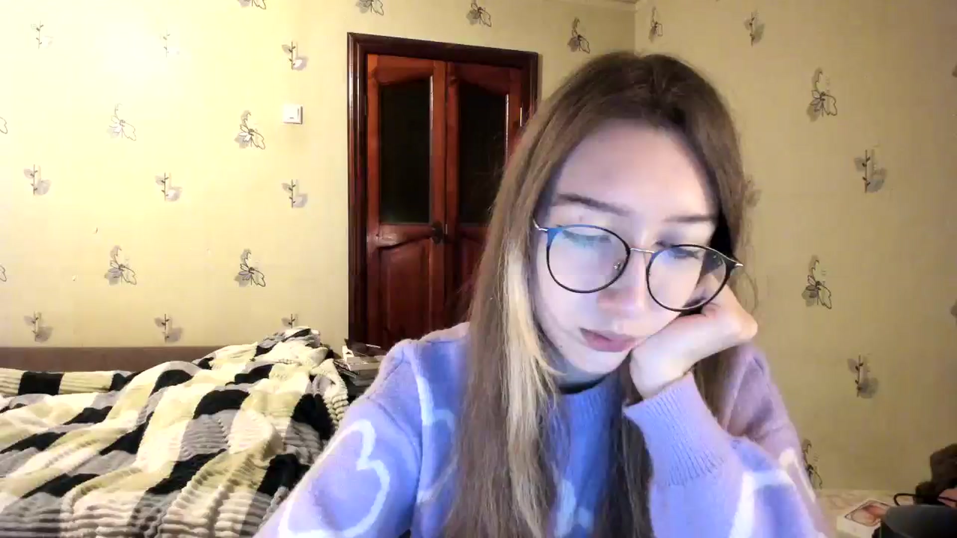 Gallery image thumbnail from CandyyCrushh's myfreecams stream on, 11/24/2024, 22:35 image 16 of 20