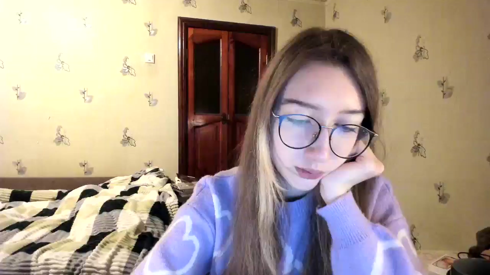 Gallery image thumbnail from CandyyCrushh's myfreecams stream on, 11/24/2024, 22:35 image 12 of 20
