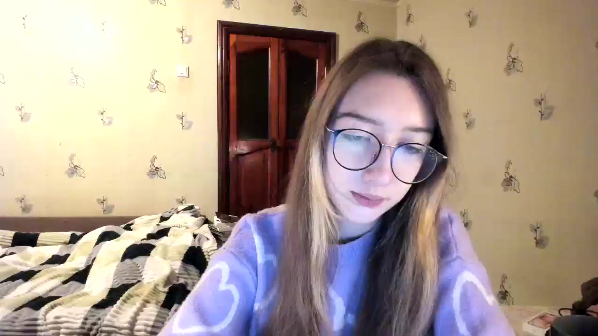Gallery image thumbnail from CandyyCrushh's myfreecams stream on, 11/24/2024, 22:35 image 19 of 20