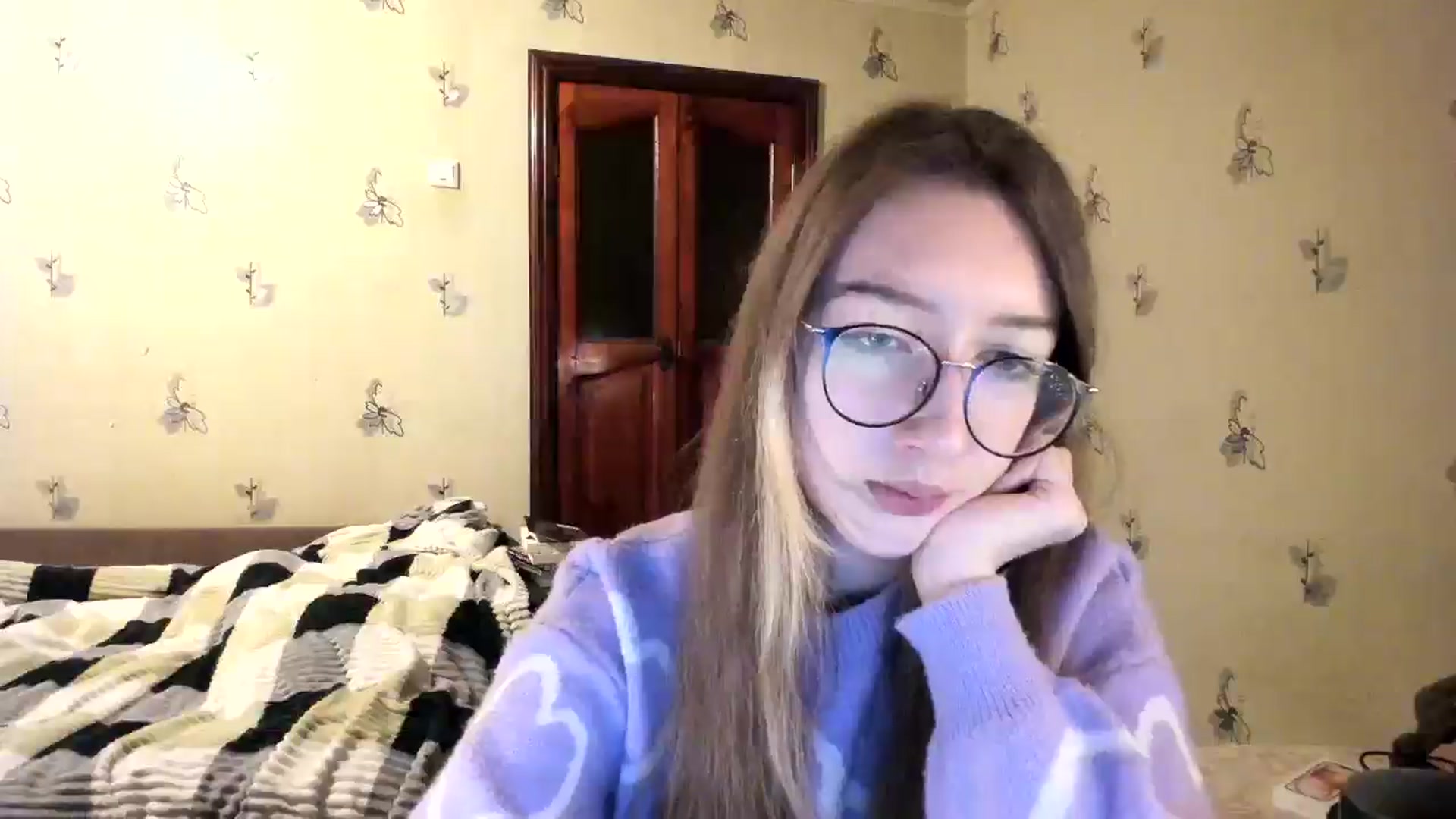 Gallery image thumbnail from CandyyCrushh's myfreecams stream on, 11/24/2024, 22:59 image 16 of 20