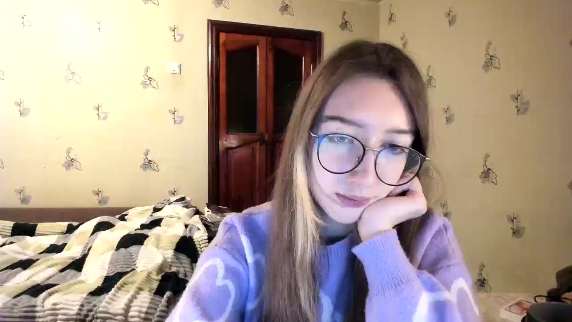 Gallery image thumbnail from CandyyCrushh's myfreecams stream on, 11/24/2024, 22:59 image 13 of 20