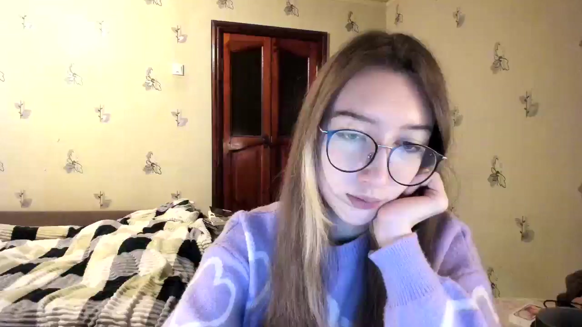Gallery image thumbnail from CandyyCrushh's myfreecams stream on, 11/24/2024, 22:59 image 9 of 20
