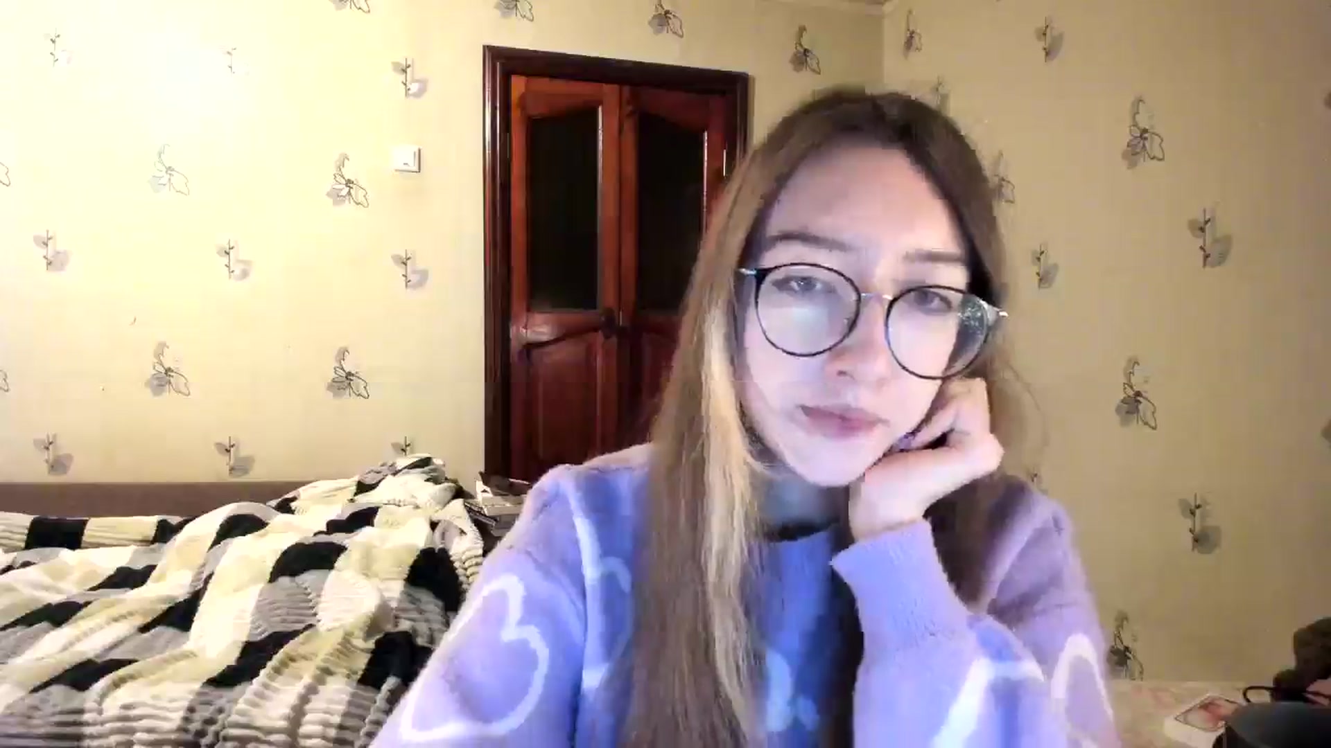 Gallery image thumbnail from CandyyCrushh's myfreecams stream on, 11/24/2024, 22:59 image 15 of 20